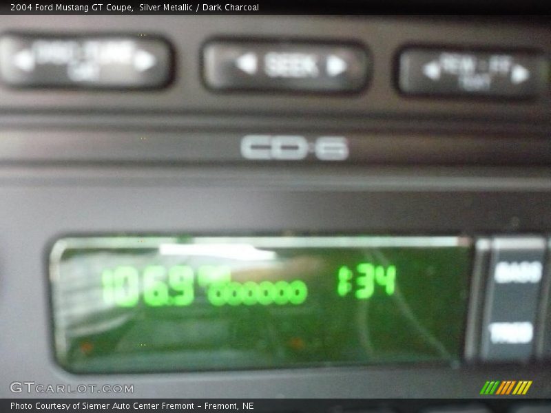 Silver Metallic / Dark Charcoal 2004 Ford Mustang GT Coupe