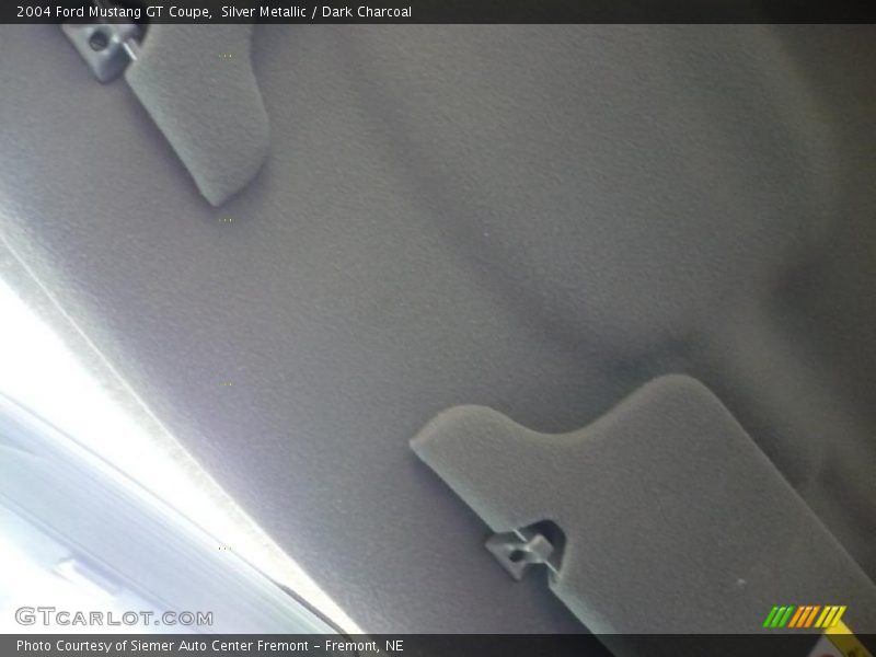 Silver Metallic / Dark Charcoal 2004 Ford Mustang GT Coupe