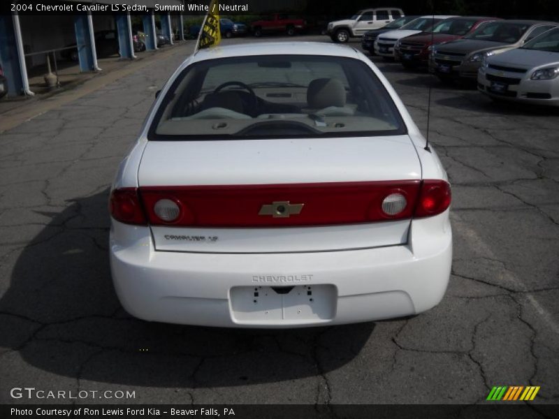 Summit White / Neutral 2004 Chevrolet Cavalier LS Sedan