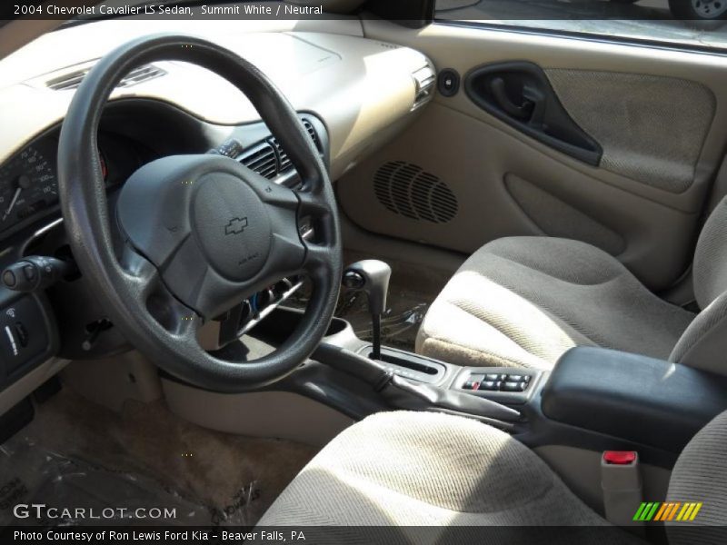 Summit White / Neutral 2004 Chevrolet Cavalier LS Sedan
