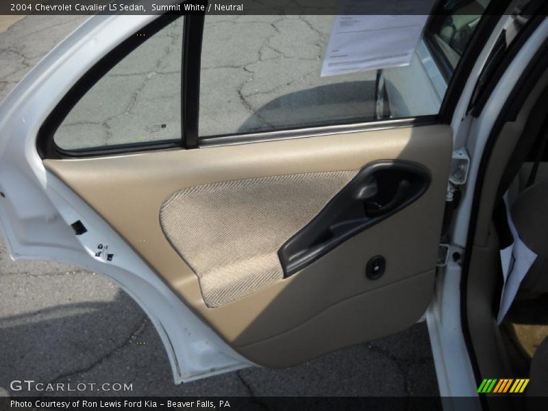 Summit White / Neutral 2004 Chevrolet Cavalier LS Sedan