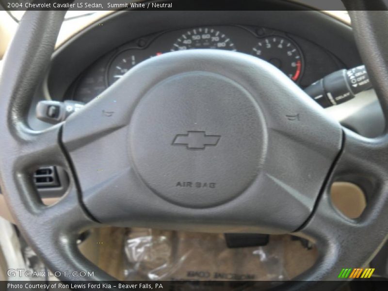Summit White / Neutral 2004 Chevrolet Cavalier LS Sedan