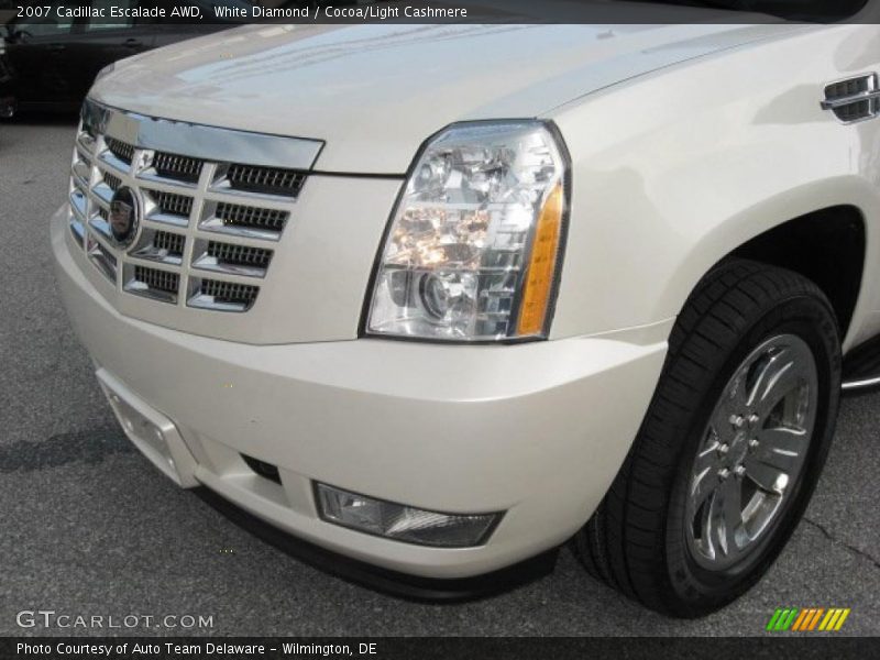 White Diamond / Cocoa/Light Cashmere 2007 Cadillac Escalade AWD