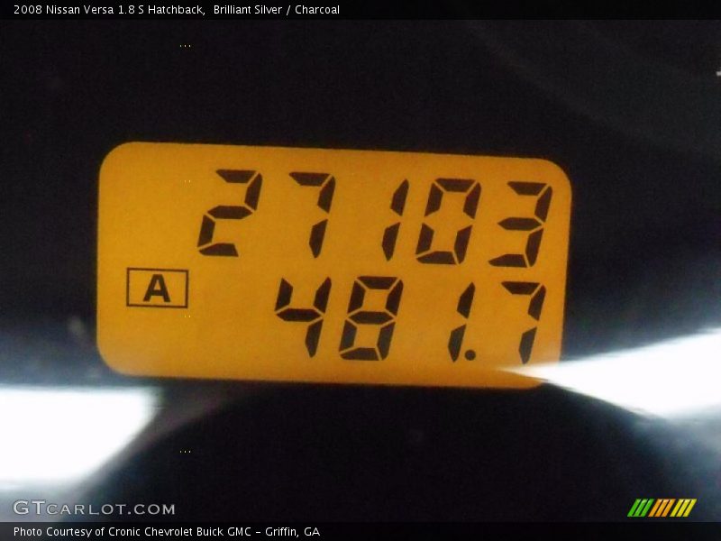 Brilliant Silver / Charcoal 2008 Nissan Versa 1.8 S Hatchback