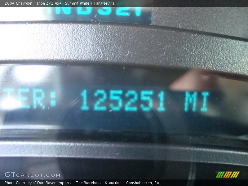 Summit White / Tan/Neutral 2004 Chevrolet Tahoe Z71 4x4