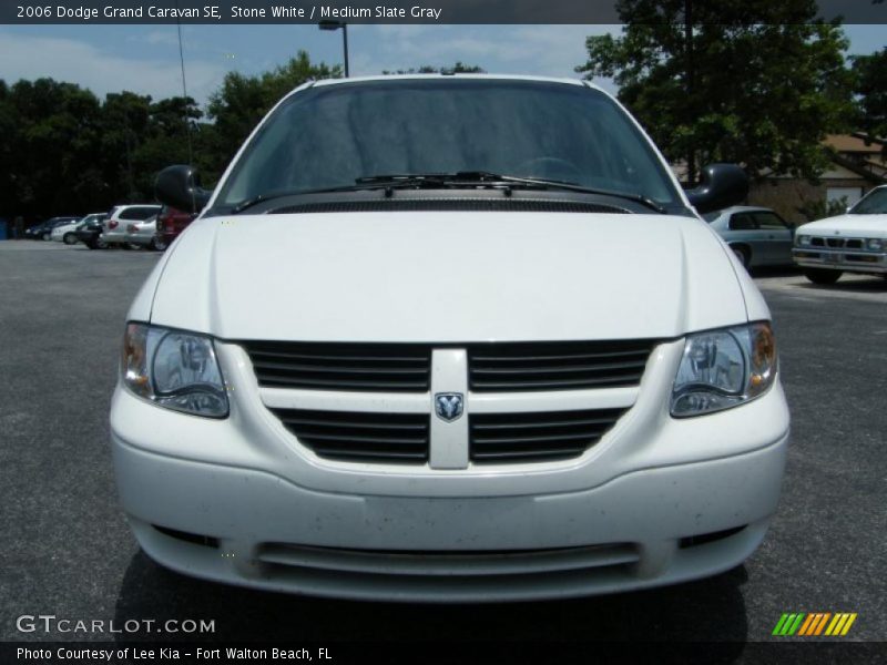 Stone White / Medium Slate Gray 2006 Dodge Grand Caravan SE