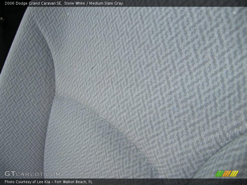 Stone White / Medium Slate Gray 2006 Dodge Grand Caravan SE