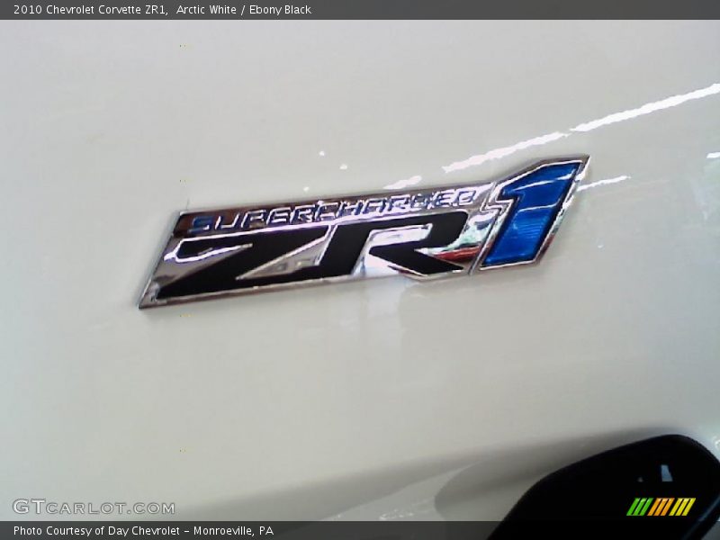 Arctic White / Ebony Black 2010 Chevrolet Corvette ZR1
