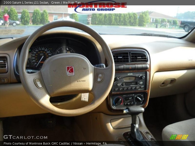 Green / Medium Tan 2000 Saturn L Series LS1 Sedan