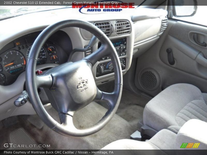 Forest Green Metallic / Medium Gray 2002 Chevrolet S10 LS Extended Cab