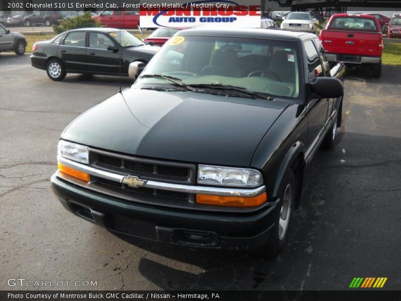 Forest Green Metallic / Medium Gray 2002 Chevrolet S10 LS Extended Cab