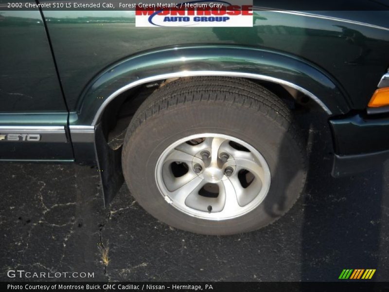 Forest Green Metallic / Medium Gray 2002 Chevrolet S10 LS Extended Cab