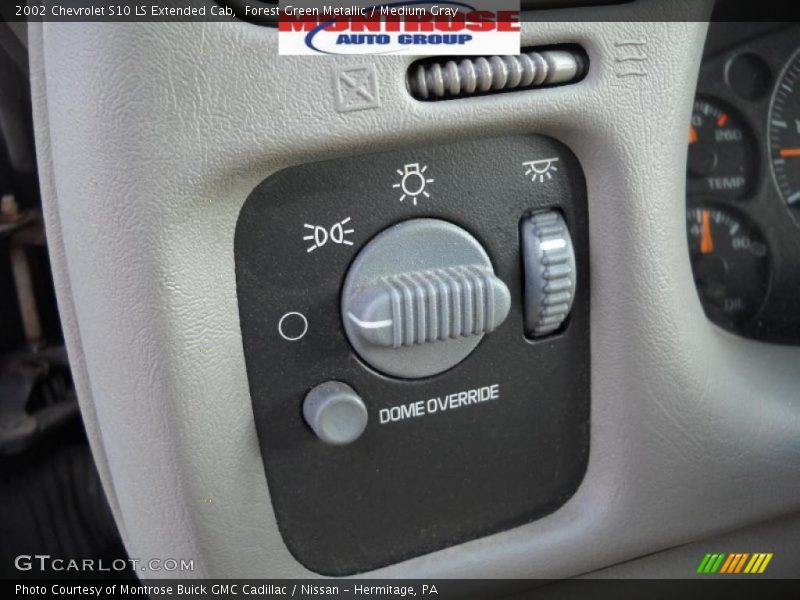 Forest Green Metallic / Medium Gray 2002 Chevrolet S10 LS Extended Cab