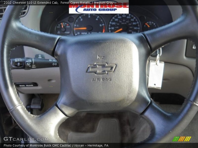 Forest Green Metallic / Medium Gray 2002 Chevrolet S10 LS Extended Cab