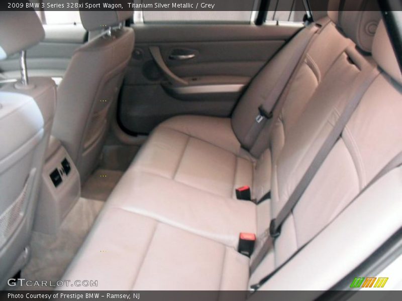 Titanium Silver Metallic / Grey 2009 BMW 3 Series 328xi Sport Wagon