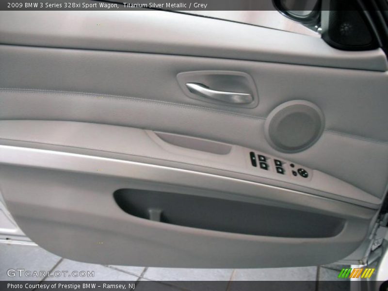 Titanium Silver Metallic / Grey 2009 BMW 3 Series 328xi Sport Wagon
