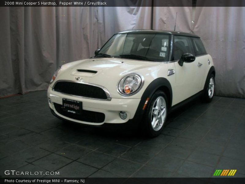 Pepper White / Grey/Black 2008 Mini Cooper S Hardtop