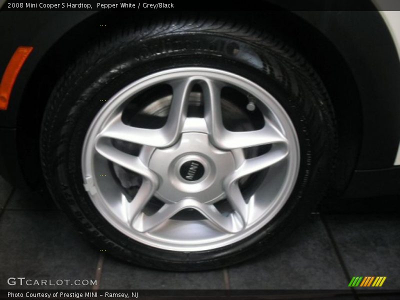 Pepper White / Grey/Black 2008 Mini Cooper S Hardtop