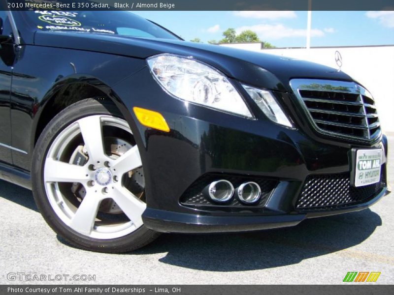Black / Almond Beige 2010 Mercedes-Benz E 350 Sedan
