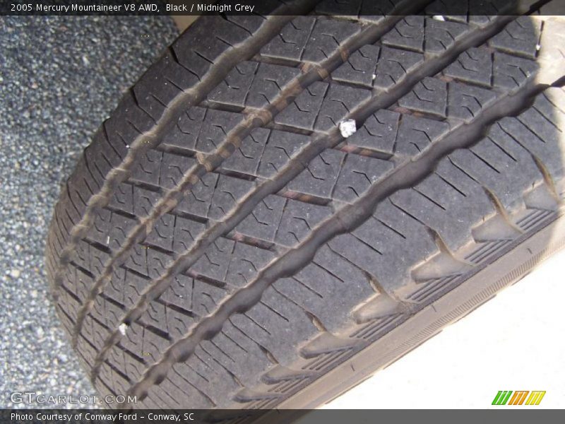 Black / Midnight Grey 2005 Mercury Mountaineer V8 AWD