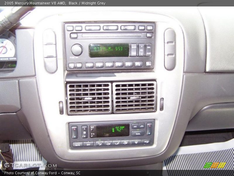 Black / Midnight Grey 2005 Mercury Mountaineer V8 AWD