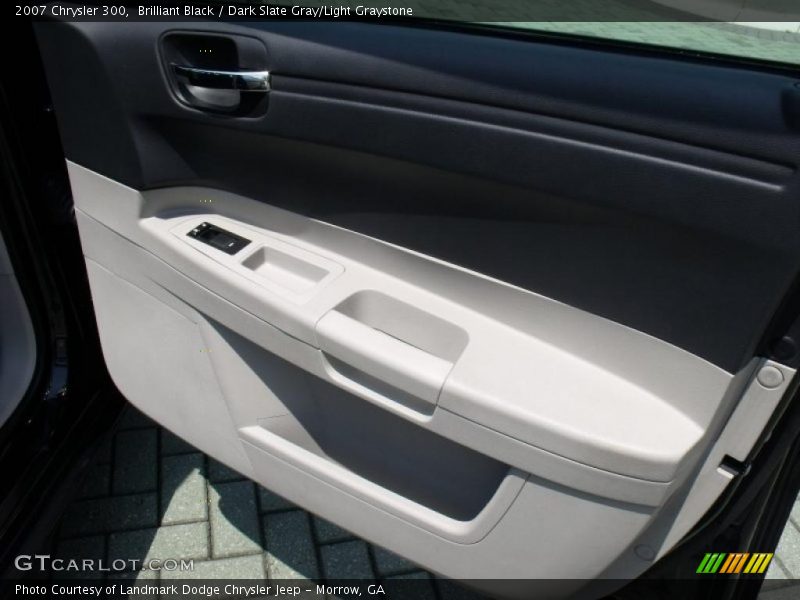 Brilliant Black / Dark Slate Gray/Light Graystone 2007 Chrysler 300