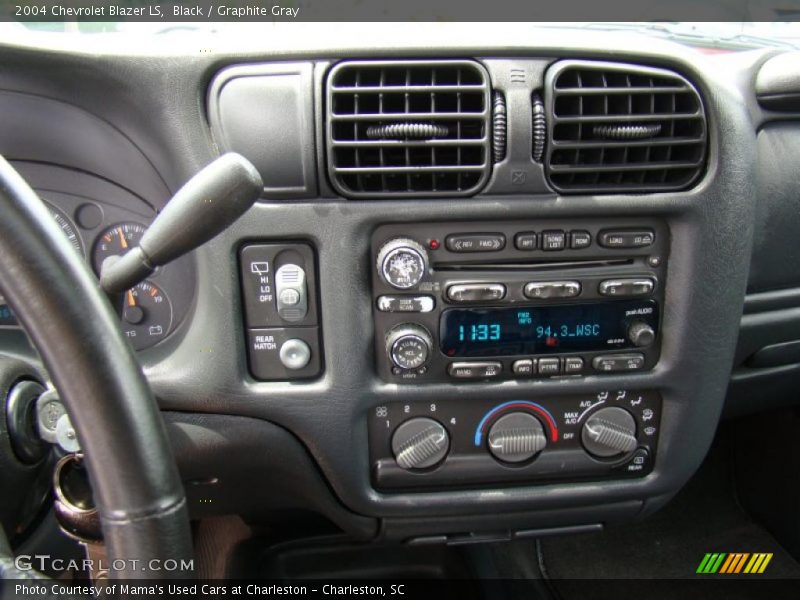 Black / Graphite Gray 2004 Chevrolet Blazer LS