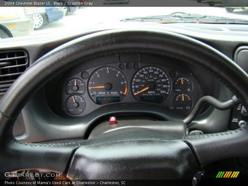 Black / Graphite Gray 2004 Chevrolet Blazer LS