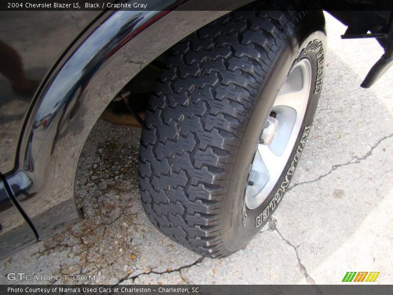 Black / Graphite Gray 2004 Chevrolet Blazer LS