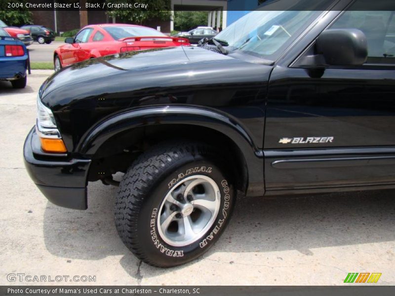 Black / Graphite Gray 2004 Chevrolet Blazer LS