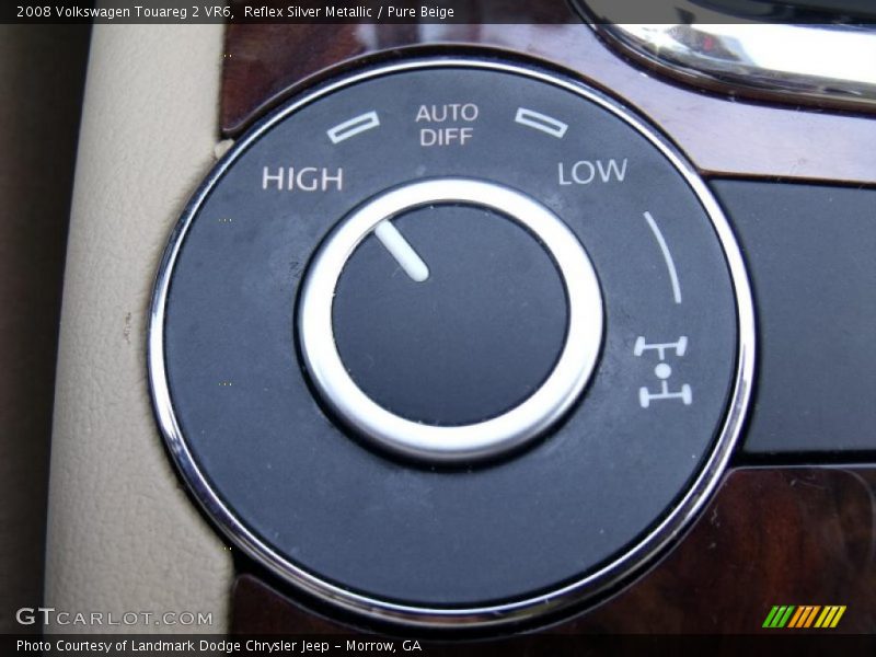 Reflex Silver Metallic / Pure Beige 2008 Volkswagen Touareg 2 VR6
