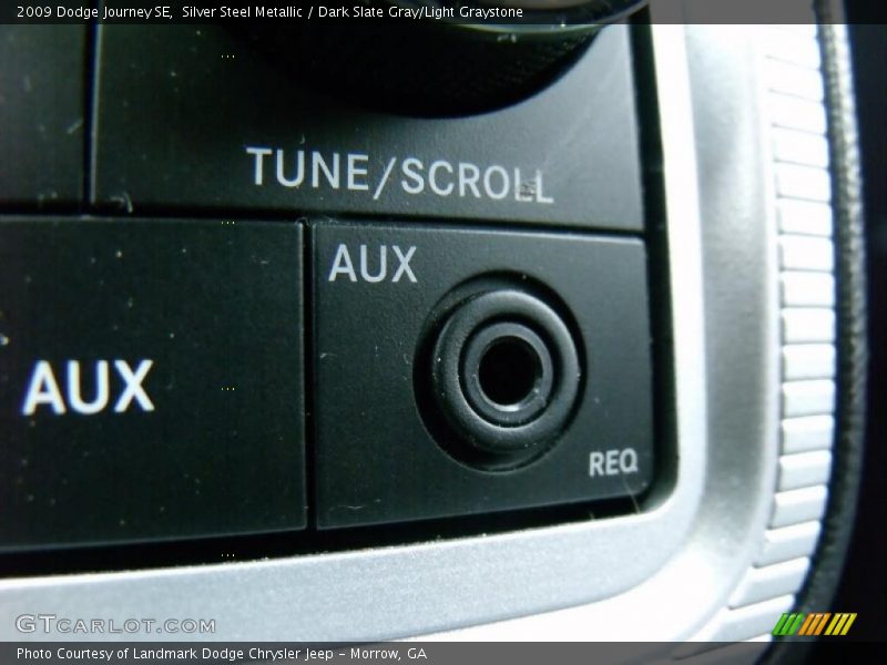 Silver Steel Metallic / Dark Slate Gray/Light Graystone 2009 Dodge Journey SE