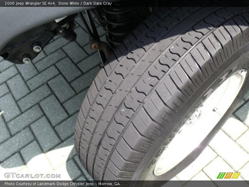 Stone White / Dark Slate Gray 2006 Jeep Wrangler SE 4x4