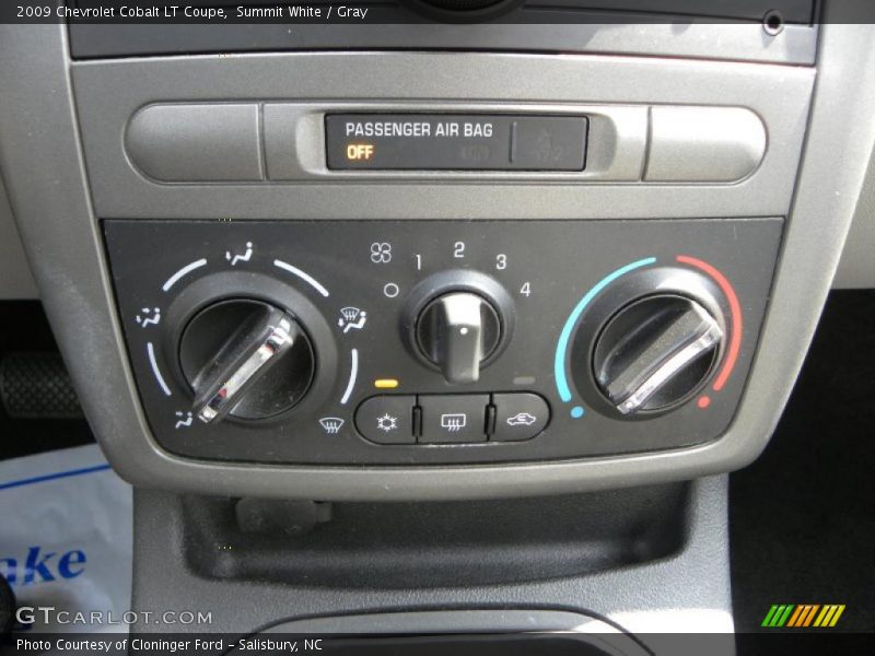 Summit White / Gray 2009 Chevrolet Cobalt LT Coupe