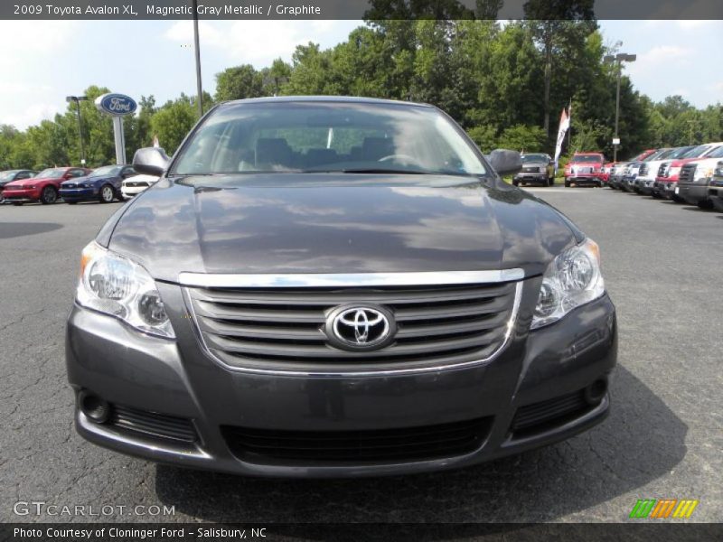 Magnetic Gray Metallic / Graphite 2009 Toyota Avalon XL