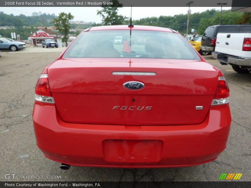 Vermillion Red / Medium Stone 2008 Ford Focus SE Sedan