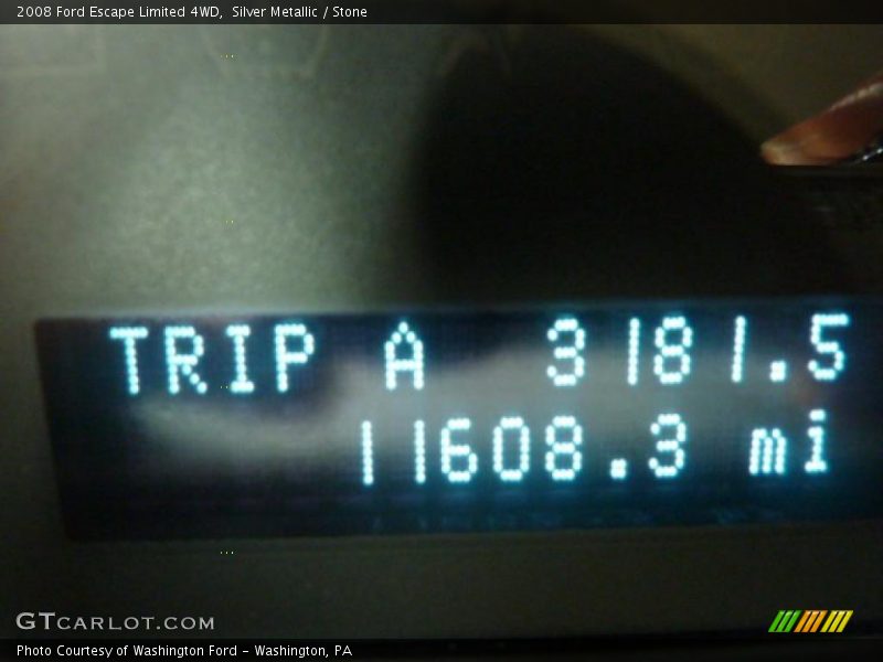 Silver Metallic / Stone 2008 Ford Escape Limited 4WD