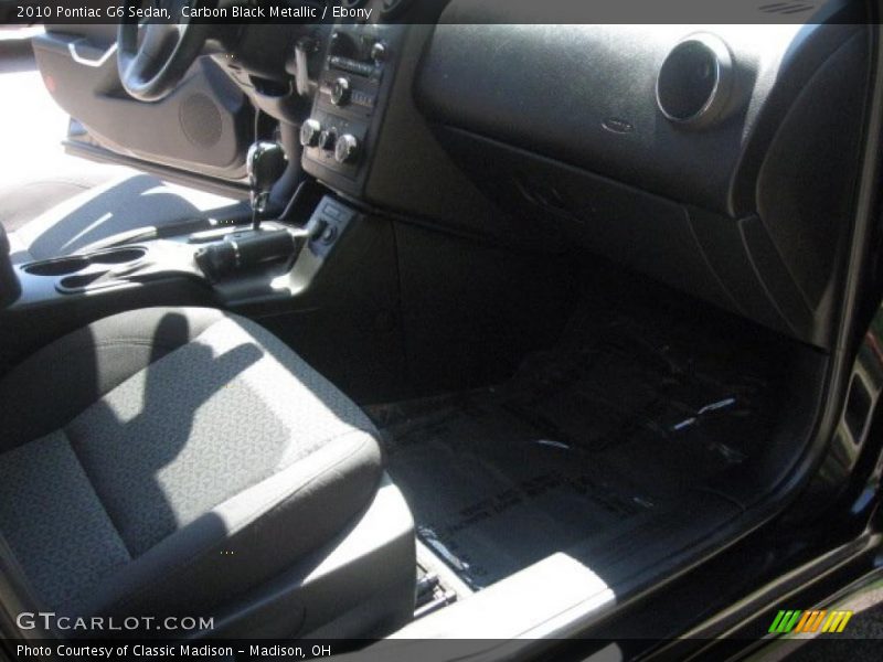 Carbon Black Metallic / Ebony 2010 Pontiac G6 Sedan