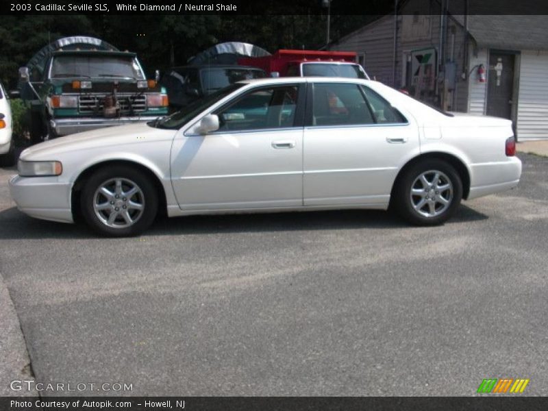 White Diamond / Neutral Shale 2003 Cadillac Seville SLS