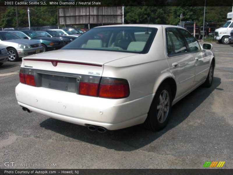 White Diamond / Neutral Shale 2003 Cadillac Seville SLS