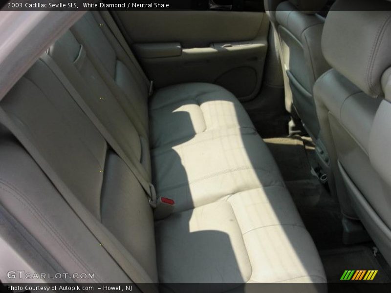 White Diamond / Neutral Shale 2003 Cadillac Seville SLS