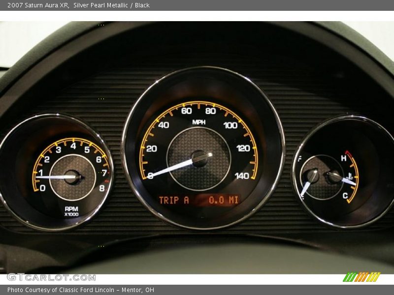 Silver Pearl Metallic / Black 2007 Saturn Aura XR