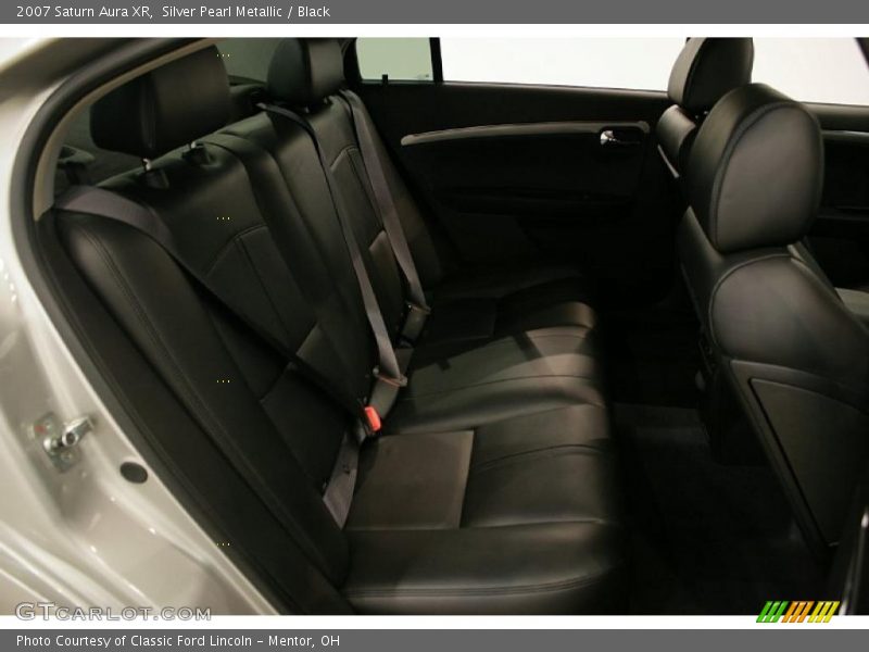 Silver Pearl Metallic / Black 2007 Saturn Aura XR