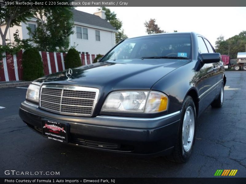 Black Opal Pearl Metallic / Gray 1996 Mercedes-Benz C 220 Sedan
