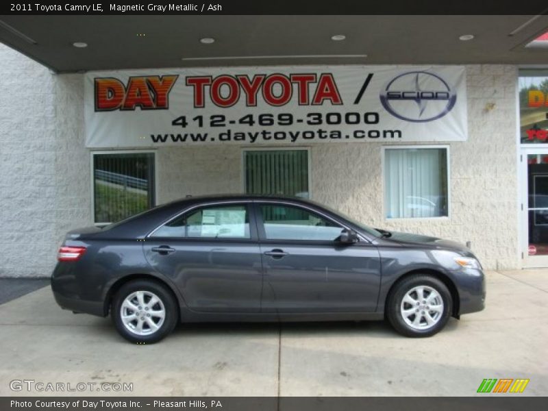 Magnetic Gray Metallic / Ash 2011 Toyota Camry LE