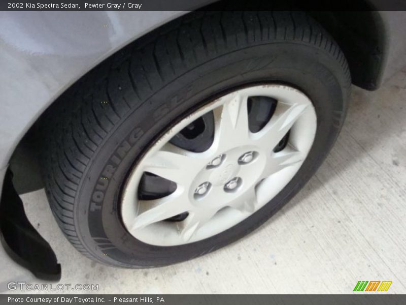Pewter Gray / Gray 2002 Kia Spectra Sedan
