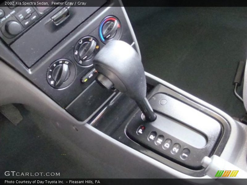 Pewter Gray / Gray 2002 Kia Spectra Sedan