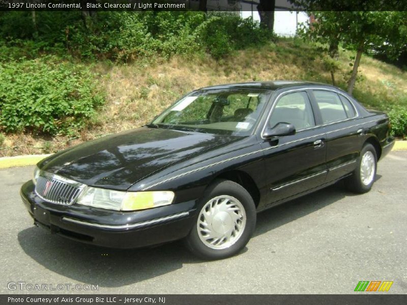 Black Clearcoat / Light Parchment 1997 Lincoln Continental