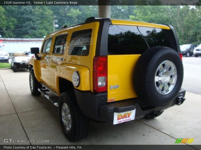 Yellow / Light Cashmere Beige 2006 Hummer H3