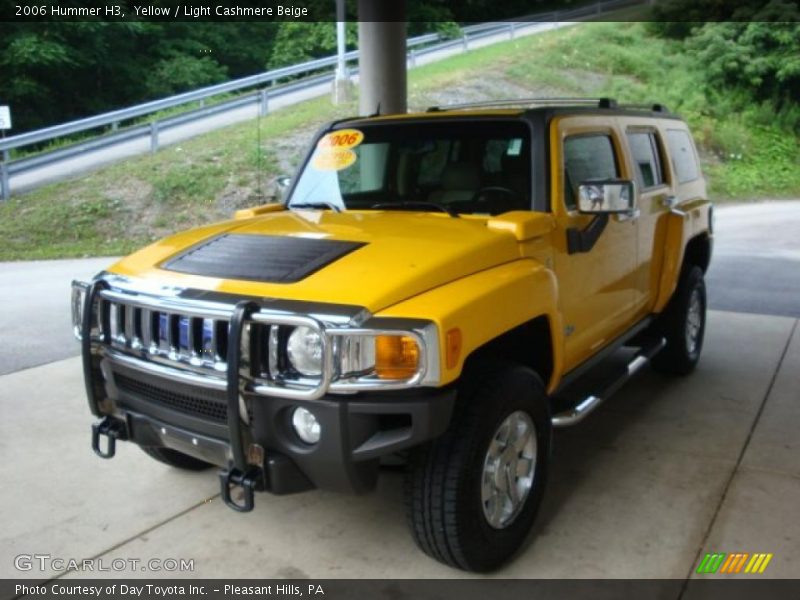 Yellow / Light Cashmere Beige 2006 Hummer H3